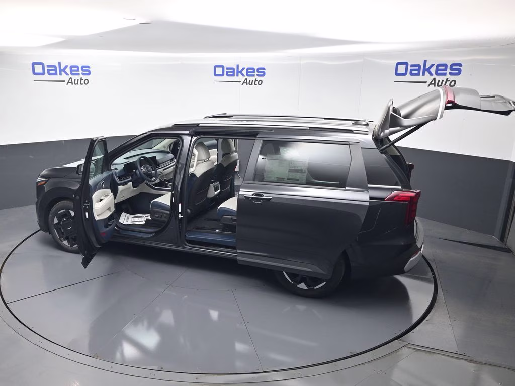 2026 Panthera Metal Kia Carnival EX FWD Van