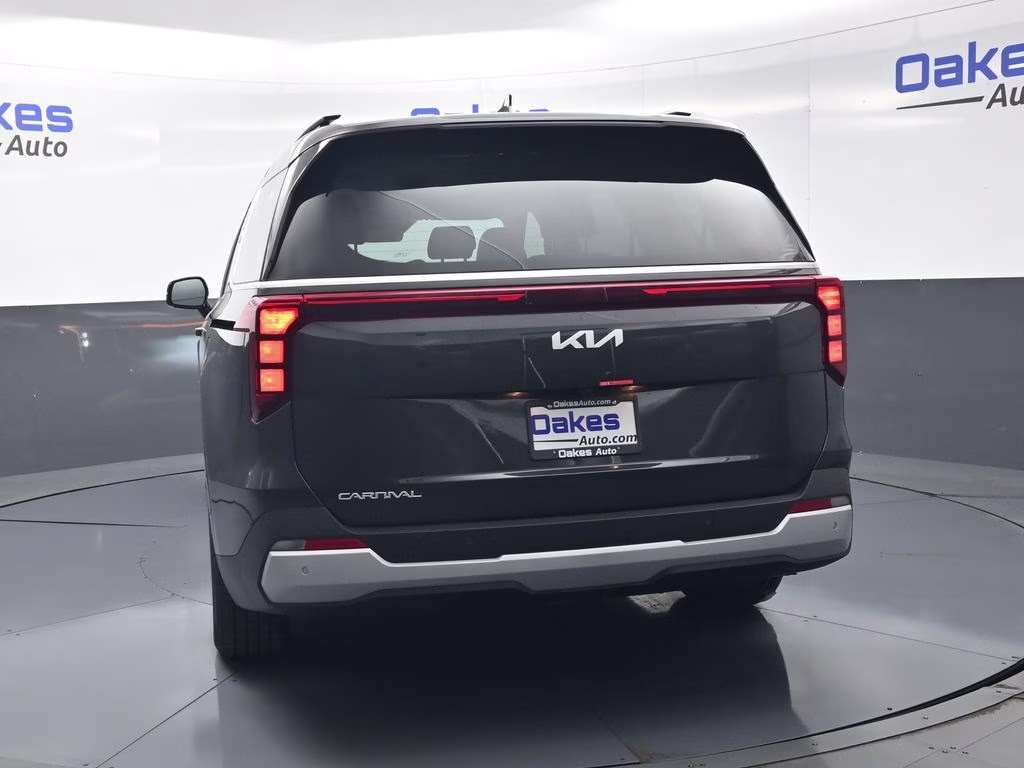 2026 Panthera Metal Kia Carnival EX FWD Van