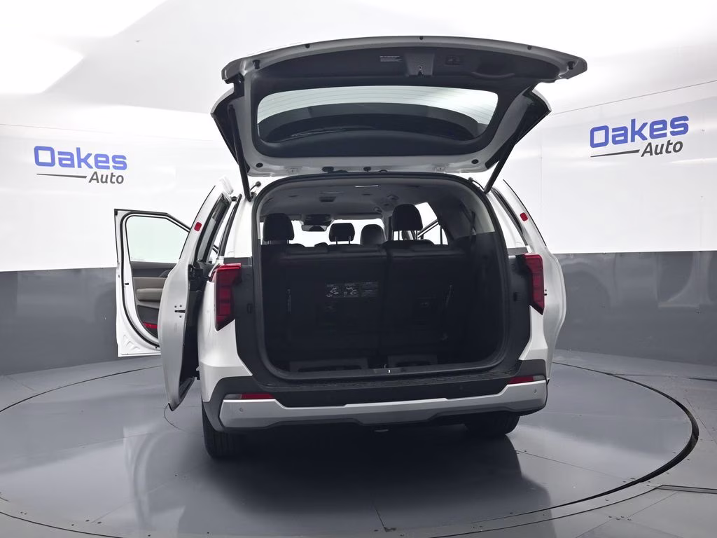 2026 Snow White Pearl Kia Carnival EX FWD Van