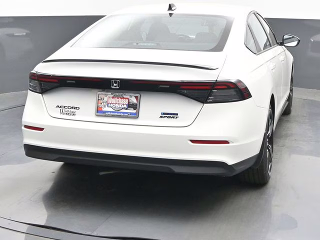 2026 Platinum White Pearl Honda Accord Hybrid Sport FWD Sedan