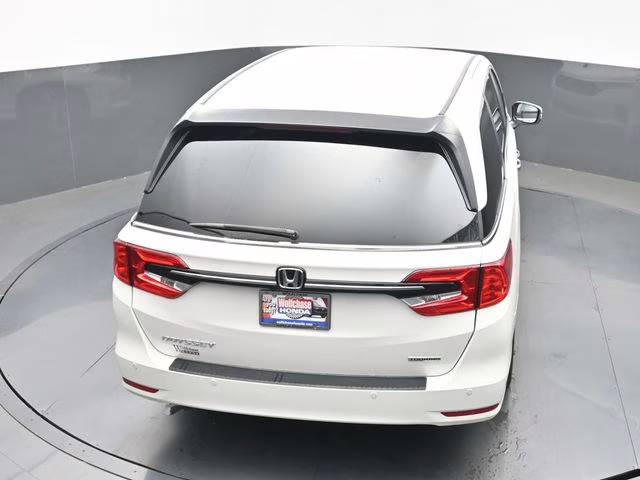 2023 White Honda Odyssey Touring FWD Van