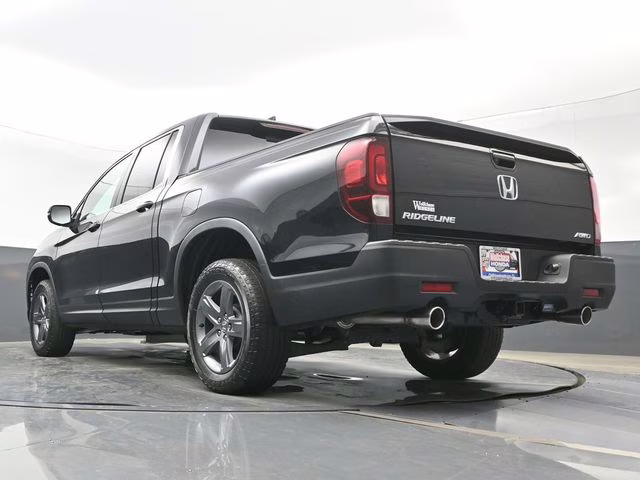 2023 Black Honda Ridgeline RTL AWD Truck