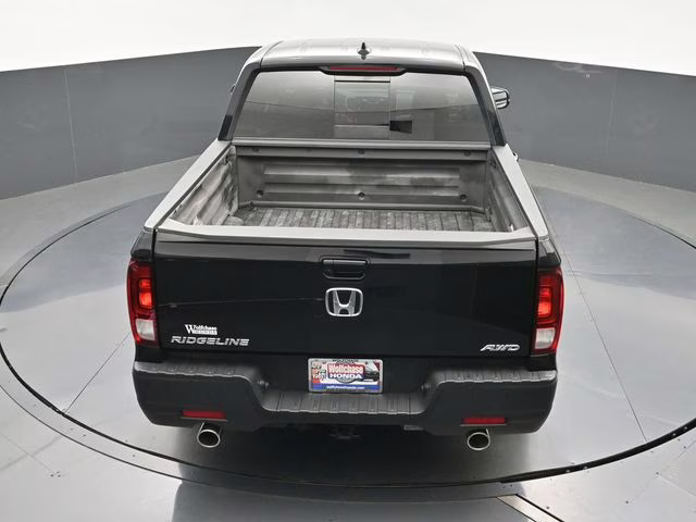 2023 Black Honda Ridgeline RTL AWD Truck