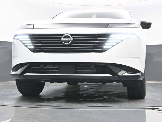 2026 Everest White Pearl/Black Nissan Murano Platinum AWD SUV