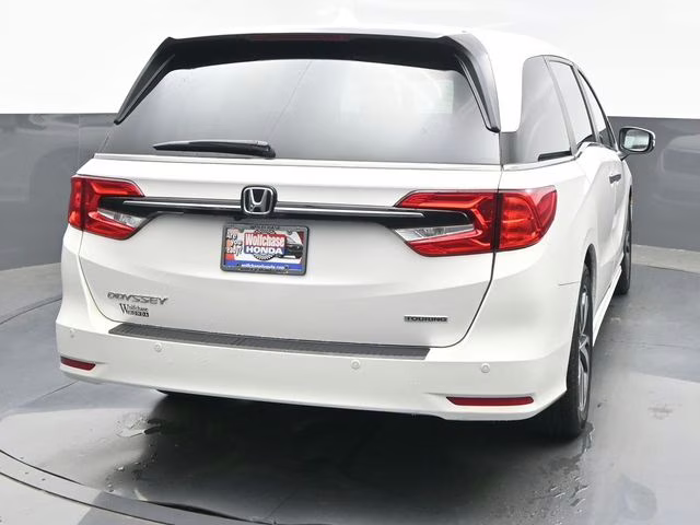 2023 White Honda Odyssey Touring FWD Van