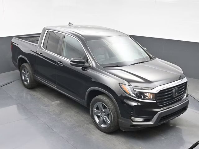 2023 Black Honda Ridgeline RTL AWD Truck