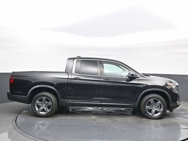 2023 Black Honda Ridgeline RTL AWD Truck