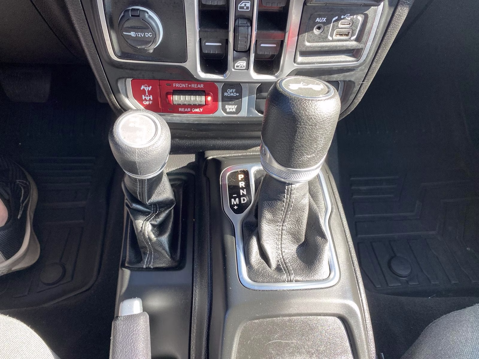 2025 Black Clearcoat Jeep Wrangler Rubicon 4X4 SUV