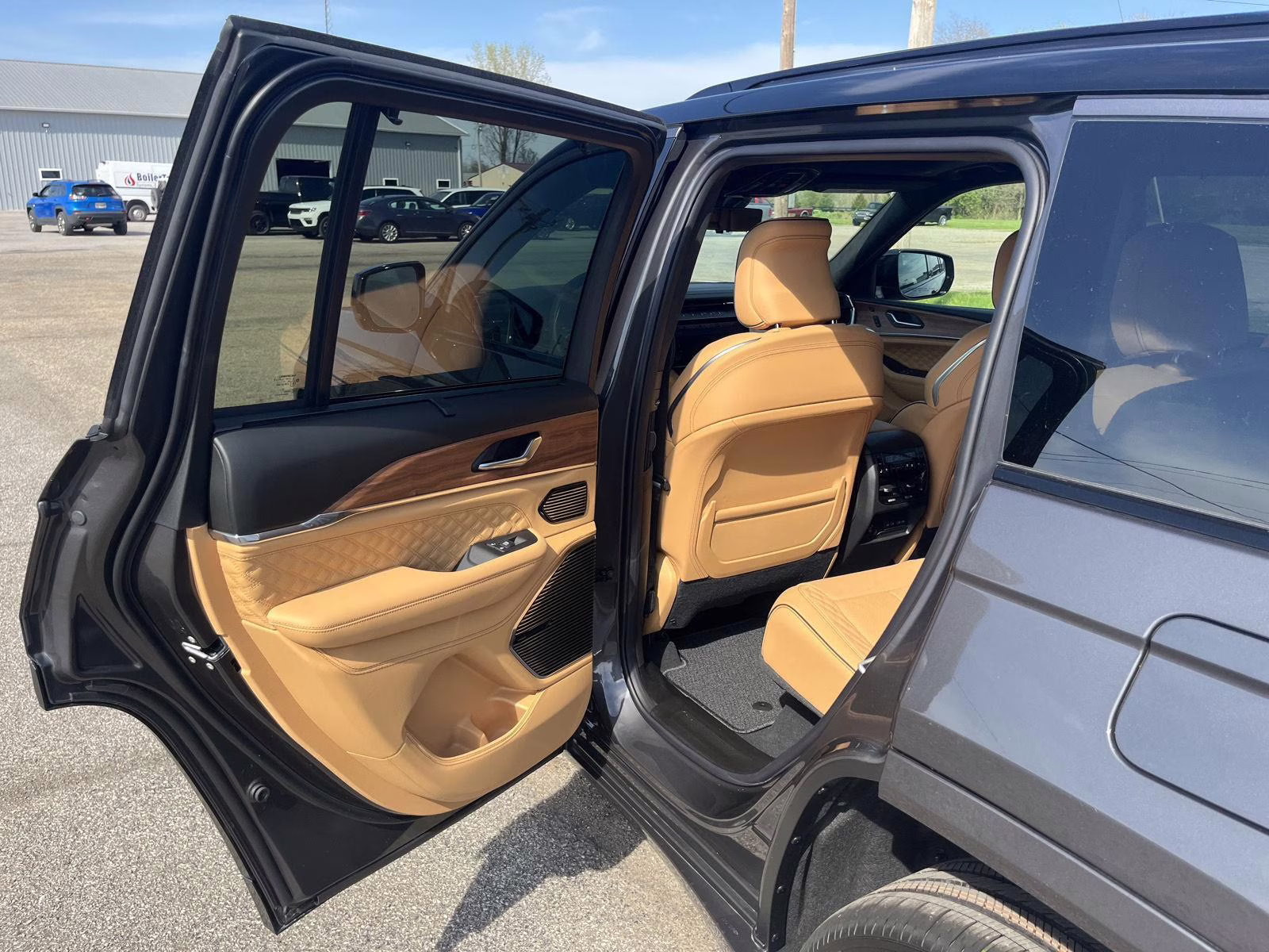 2026 Baltic Gray Metallic Clearcoat Jeep Grand Cherokee Summit 4X4 SUV