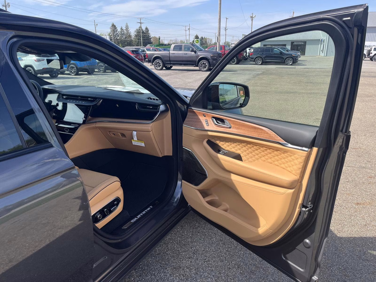 2026 Baltic Gray Metallic Clearcoat Jeep Grand Cherokee Summit 4X4 SUV