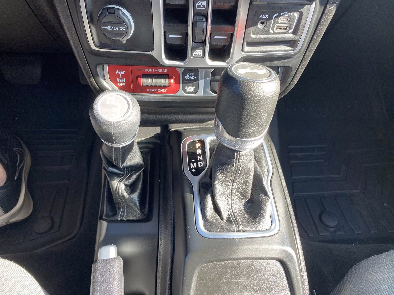 2025 Black Clearcoat Jeep Wrangler Rubicon 4X4 SUV