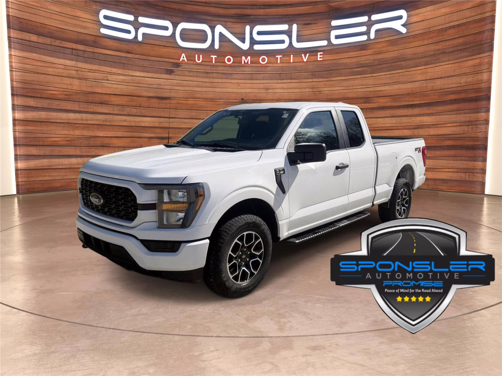 2023 Oxford White Ford F-150 XL 4X4 Truck