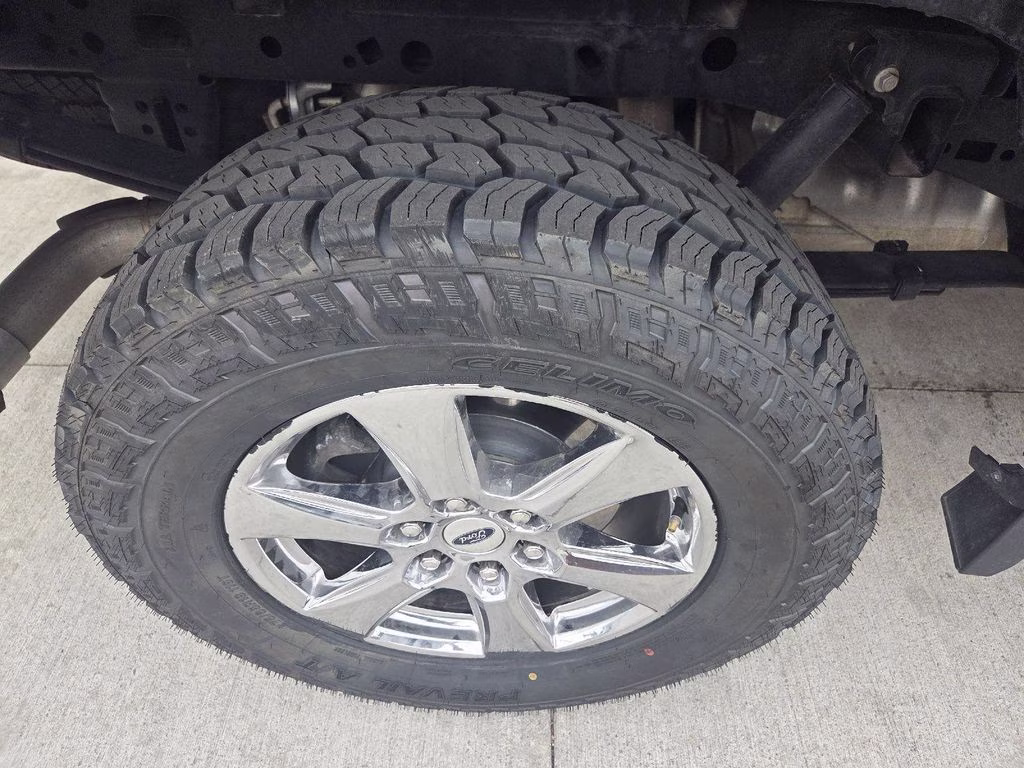 2024 Black Metallic Ford F-150 XLT 4X4 Truck