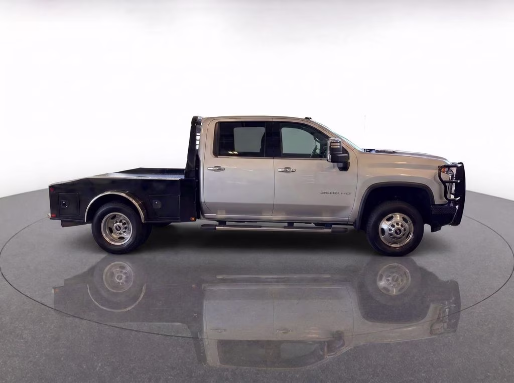 2021 Silver Ice Metallic Chevrolet Silverado 3500HD LTZ 4X4 Truck