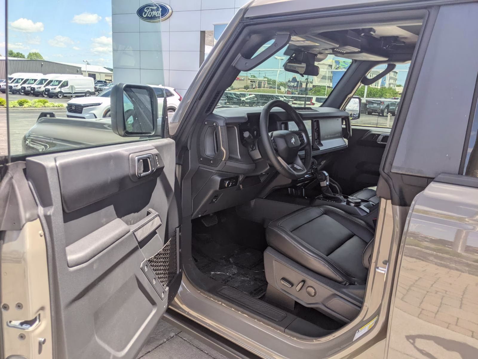 2026 Marsh Gray Ford Bronco Badlands 4X4 SUV