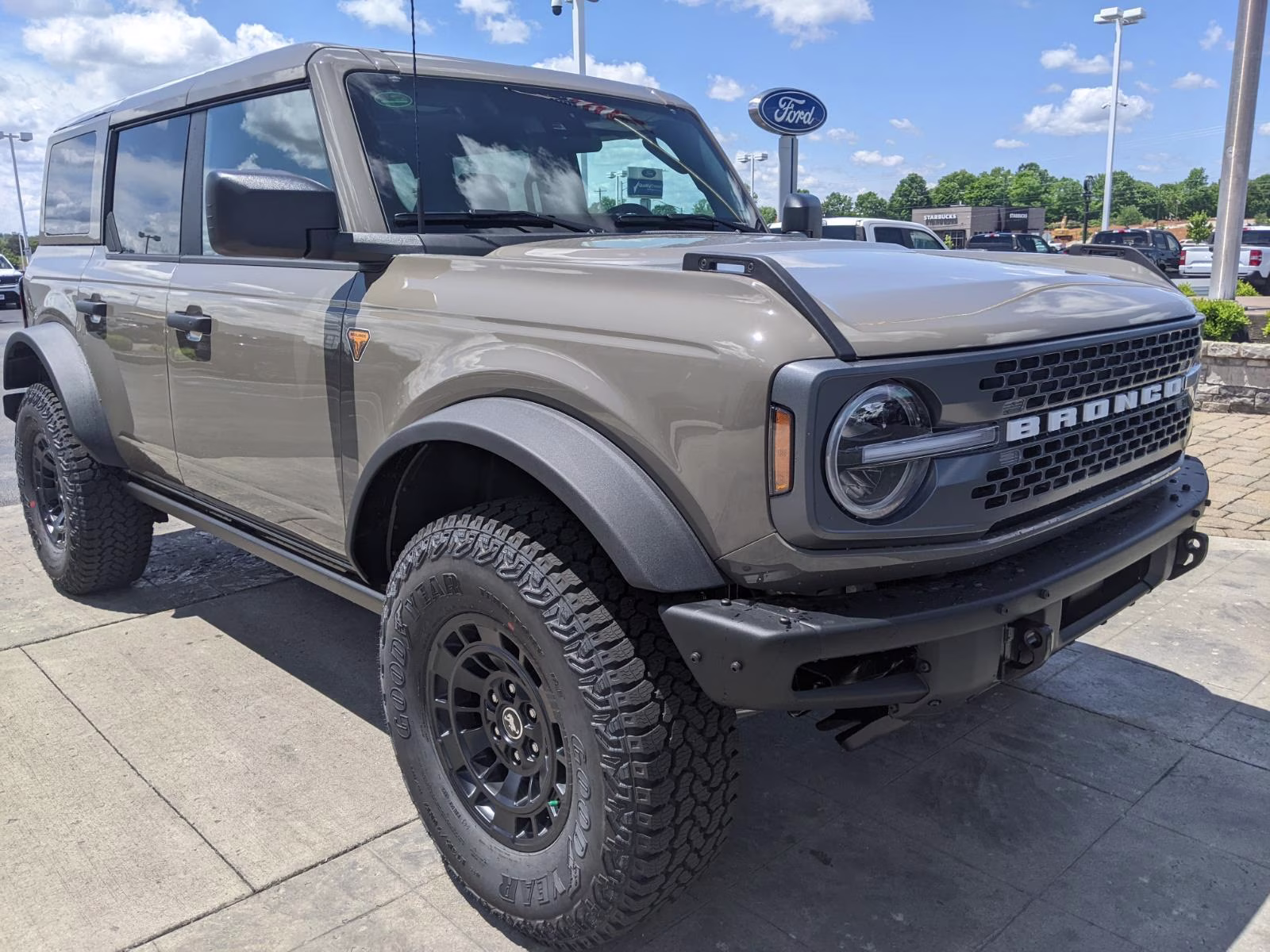 2026 Marsh Gray Ford Bronco Badlands 4X4 SUV