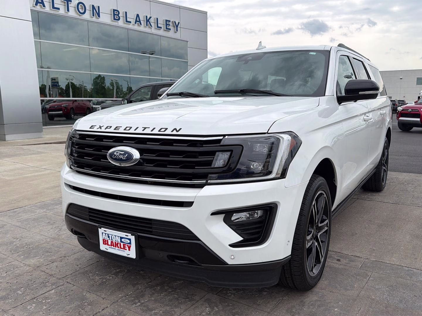 2021 Star White Metallic Tri-Coat Ford Expedition Max Limited 4X4 SUV
