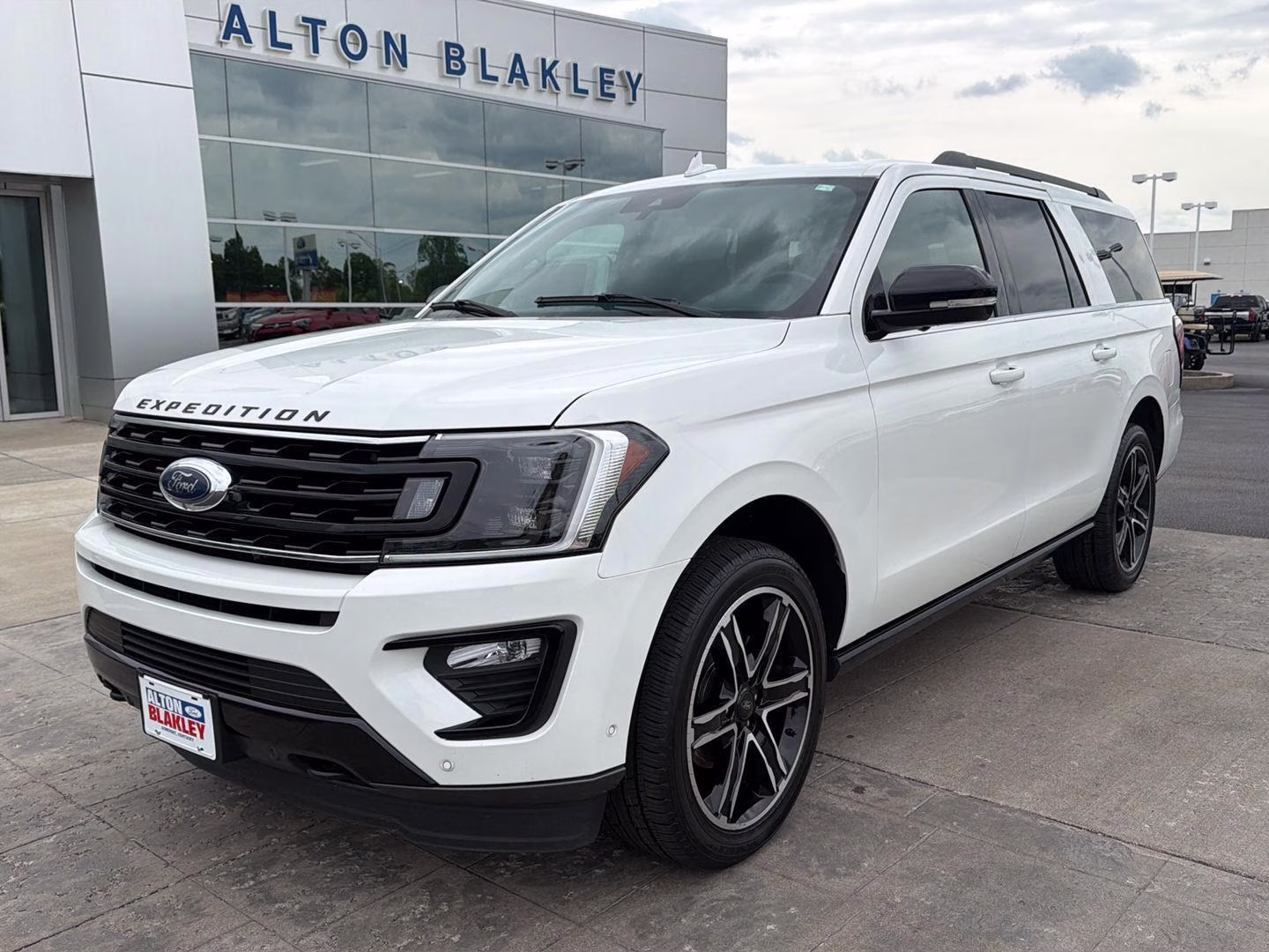 2021 Star White Metallic Tri-Coat Ford Expedition Max Limited 4X4 SUV