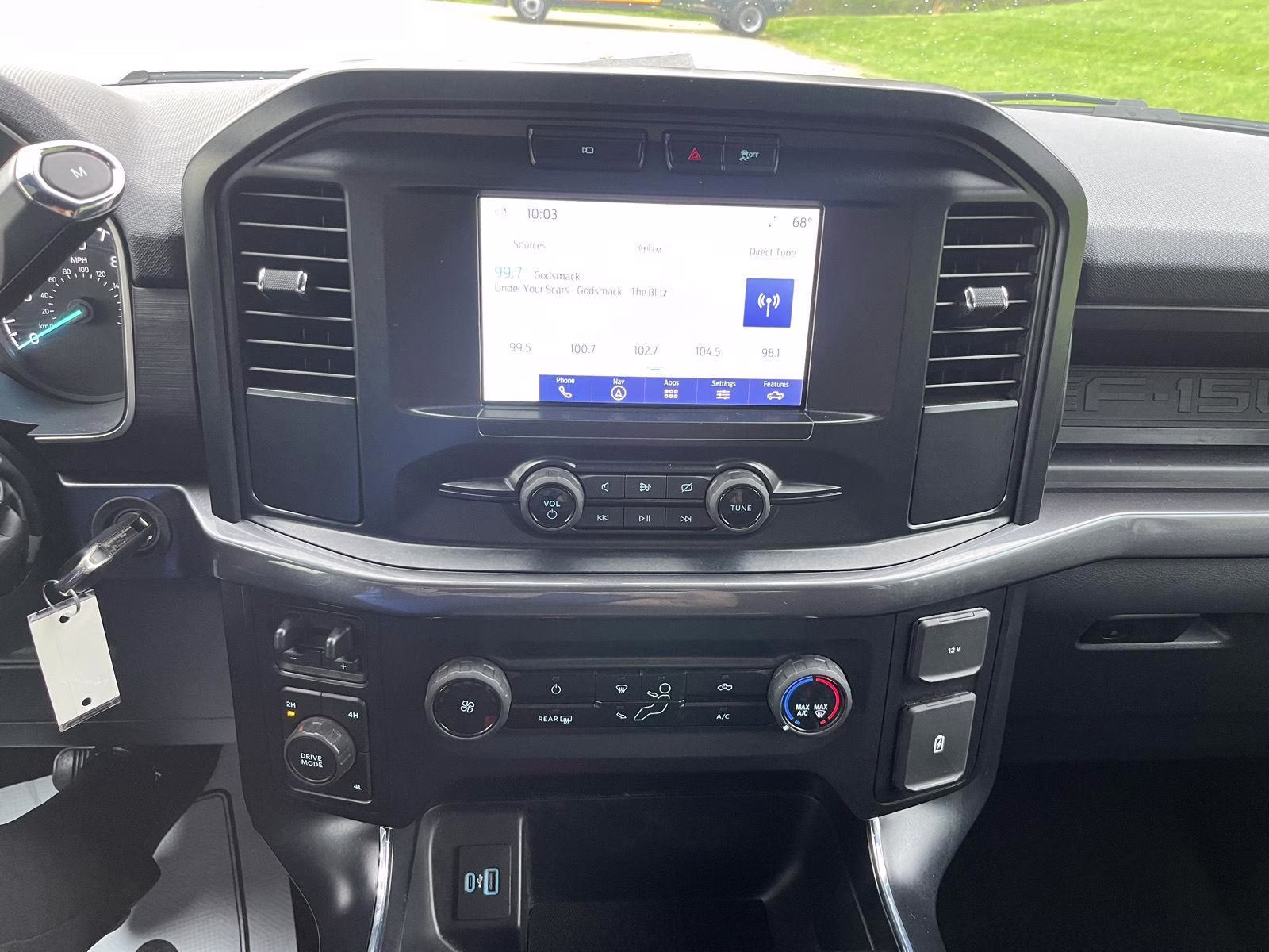 2023 Oxford White Ford F-150 XL 4X4 Truck