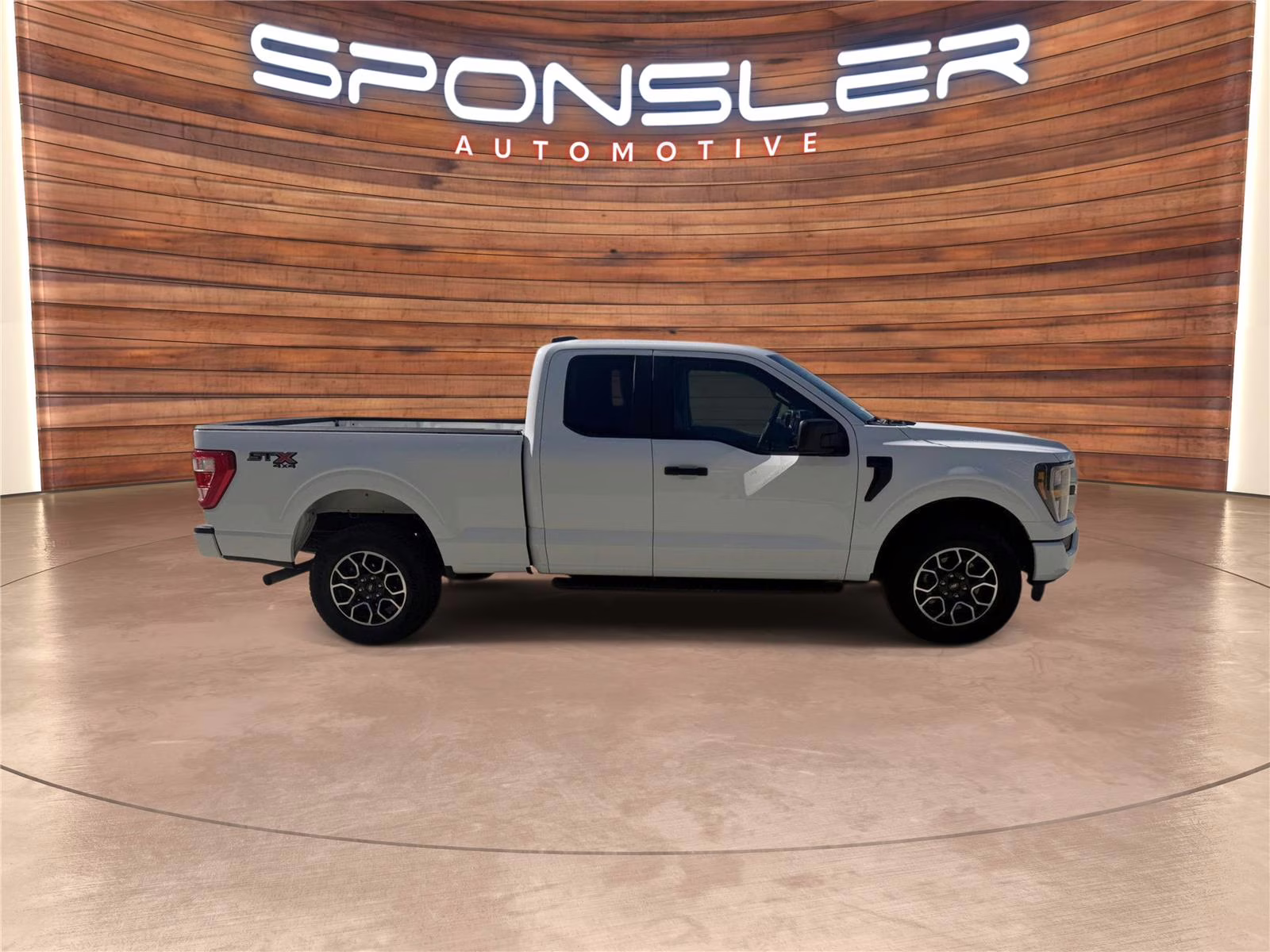 2023 Oxford White Ford F-150 XL 4X4 Truck