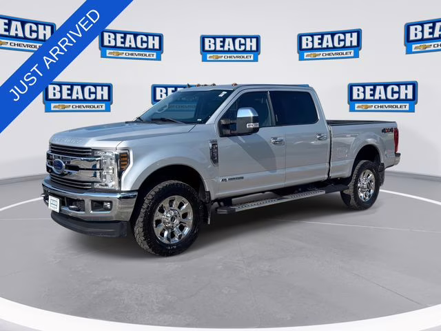 2019 Ingot Silver Ford Super Duty F-250 SRW Lariat 4X4 Truck