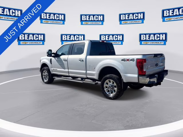 2019 Ingot Silver Ford Super Duty F-250 SRW Lariat 4X4 Truck