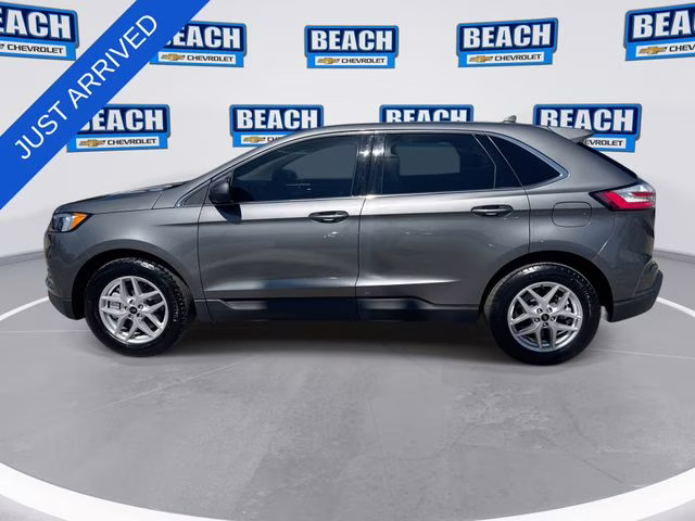 2024 Gray Metallic Ford Edge SEL AWD SUV