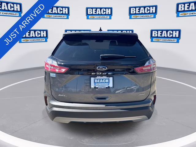 2024 Gray Metallic Ford Edge SEL AWD SUV