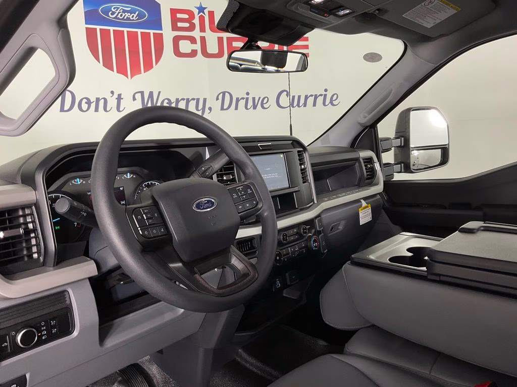 2026 Oxford White Ford Super Duty F-250 SRW XL RWD Truck