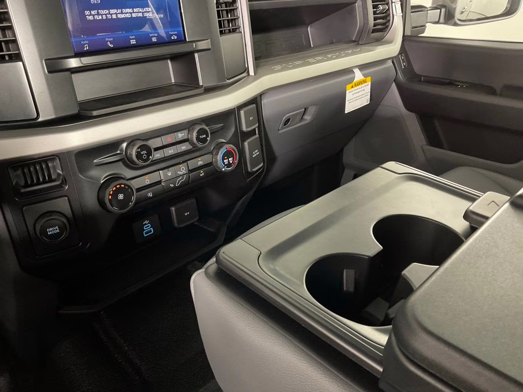 2026 Oxford White Ford Super Duty F-250 SRW XL RWD Truck