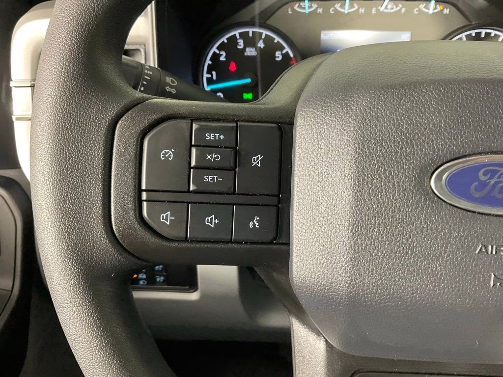 2026 Oxford White Ford Super Duty F-250 SRW XL RWD Truck
