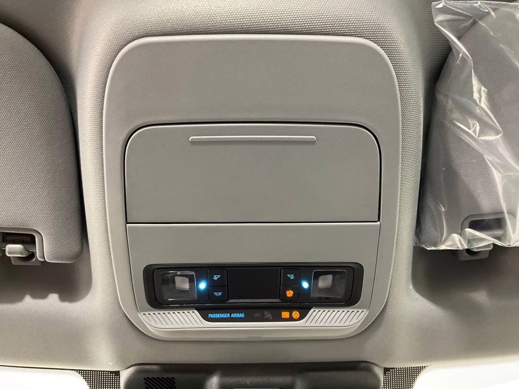 2026 Oxford White Ford Super Duty F-350 DRW XL 4X4 Truck