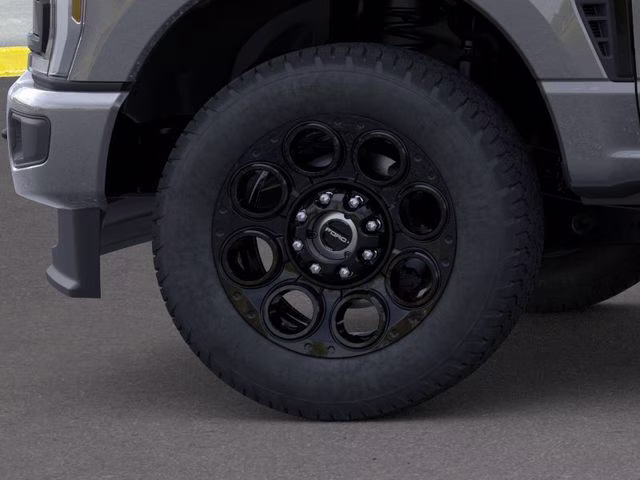 2026 Carbonized Gray Metallic Ford Super Duty F-350 SRW Lariat 4X4 Truck