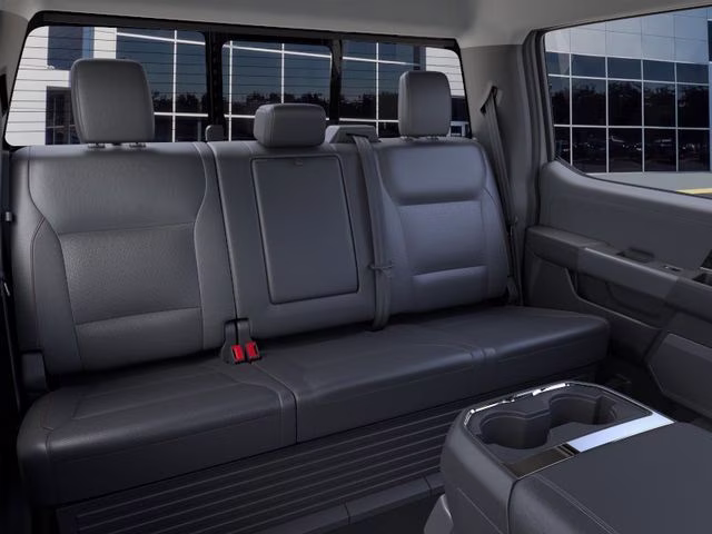 2026 Avalanche Ford Super Duty F-350 DRW Lariat DRW 4X4 Truck