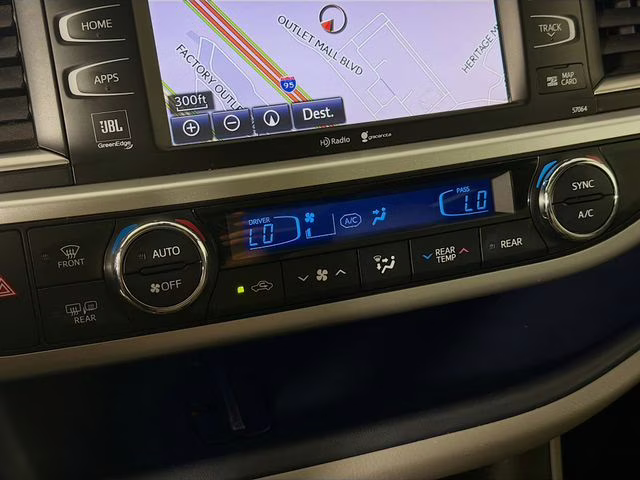 2015 Silver Sky Metallic Toyota Highlander Limited Platinum V6 AWD SUV