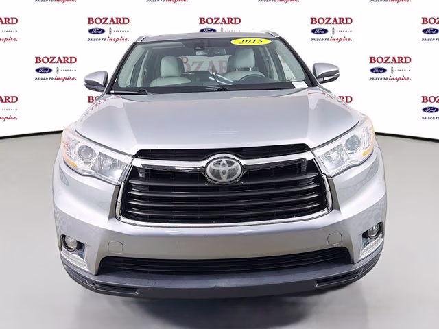 2015 Silver Sky Metallic Toyota Highlander Limited Platinum V6 AWD SUV