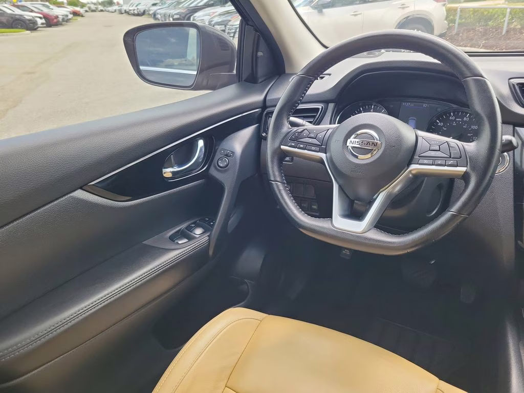 2022 Magnetic Black Pearl Nissan Rogue Sport SV FWD SUV