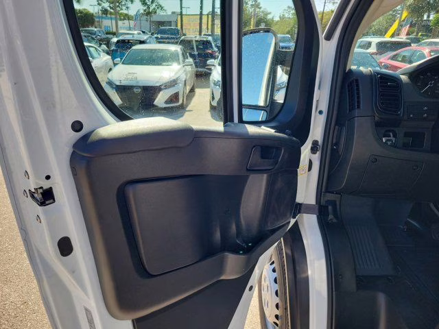2025 Bright White Clearcoat Ram ProMaster 2500 High Roof FWD Van