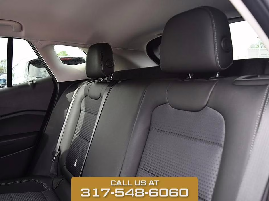 2025 Sterling Gray Metallic Chevrolet Trax LT FWD SUV