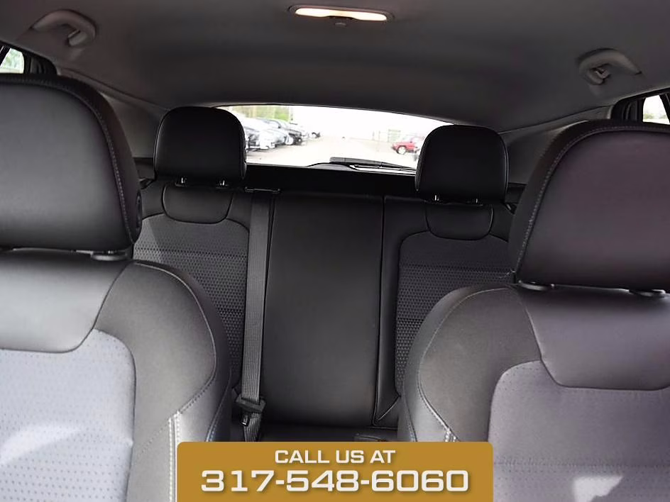 2025 Sterling Gray Metallic Chevrolet Trax LT FWD SUV