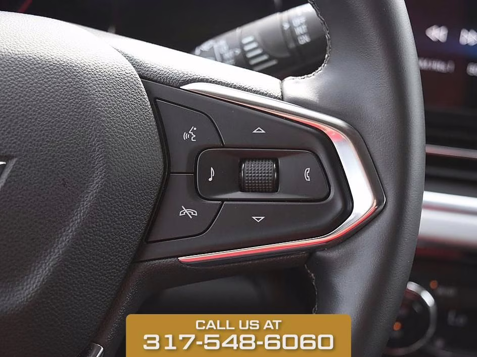 2025 Sterling Gray Metallic Chevrolet Trax LT FWD SUV