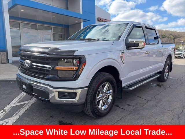 2025 White Metallic Ford F-150 XLT 4X4 Truck