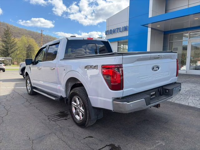2025 White Metallic Ford F-150 XLT 4X4 Truck