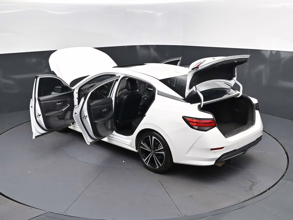 2023 Aspen White Nissan Sentra SR FWD Sedan