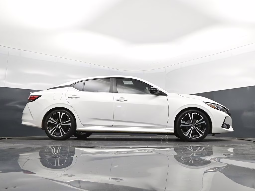 2023 Aspen White Nissan Sentra SR FWD Sedan