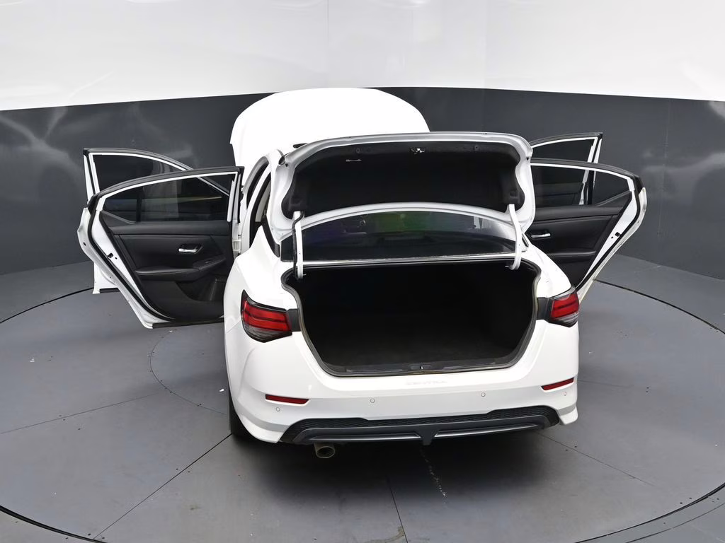 2023 Aspen White Nissan Sentra SR FWD Sedan