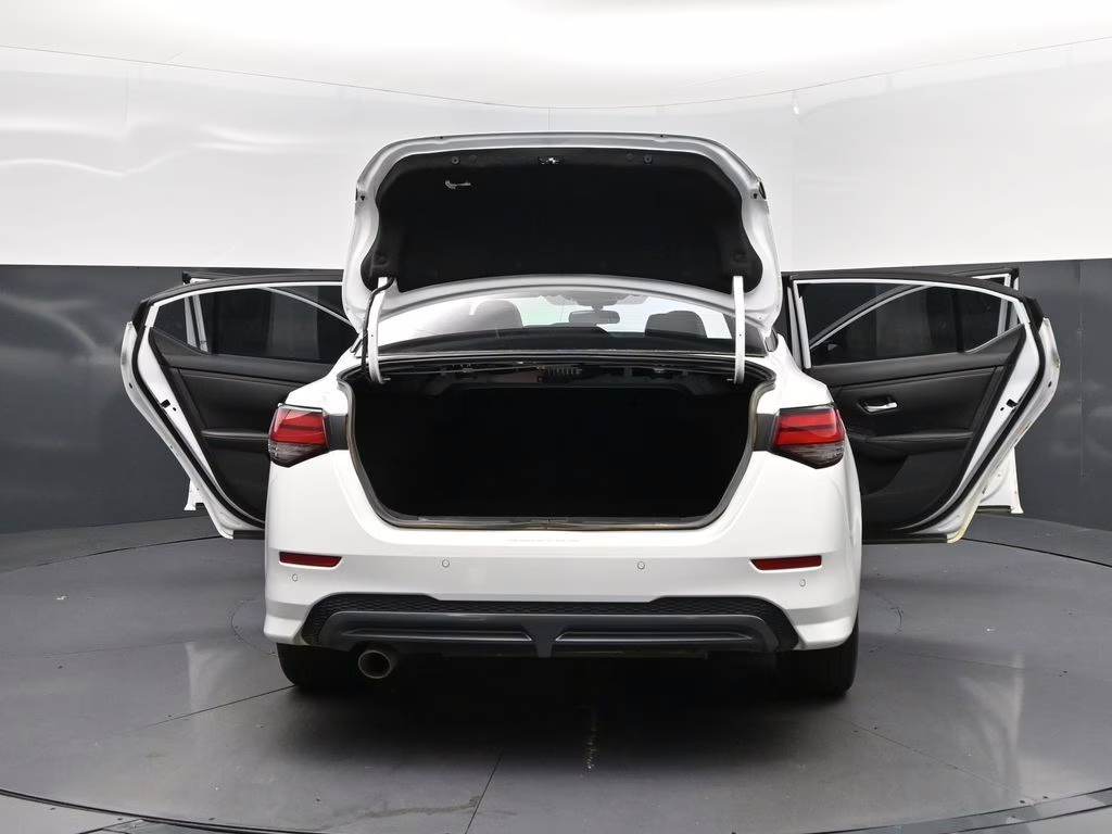 2023 Aspen White Nissan Sentra SR FWD Sedan