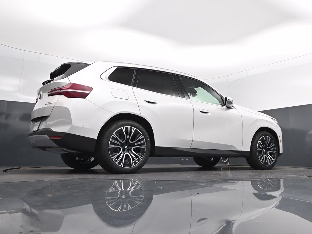 2026 Mineral White Metallic BMW X3 30 xDrive AWD SUV