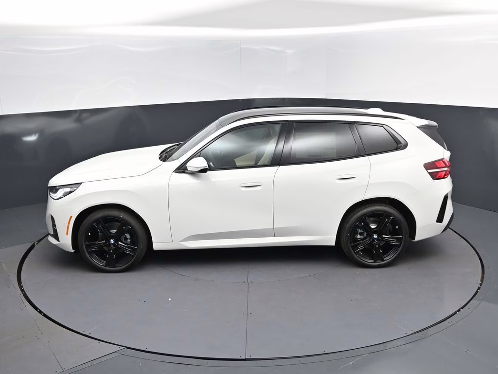 2026 Alpine White BMW X3 30 xDrive AWD SUV