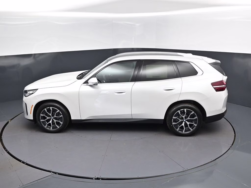 2026 Mineral White Metallic BMW X3 30 xDrive AWD SUV